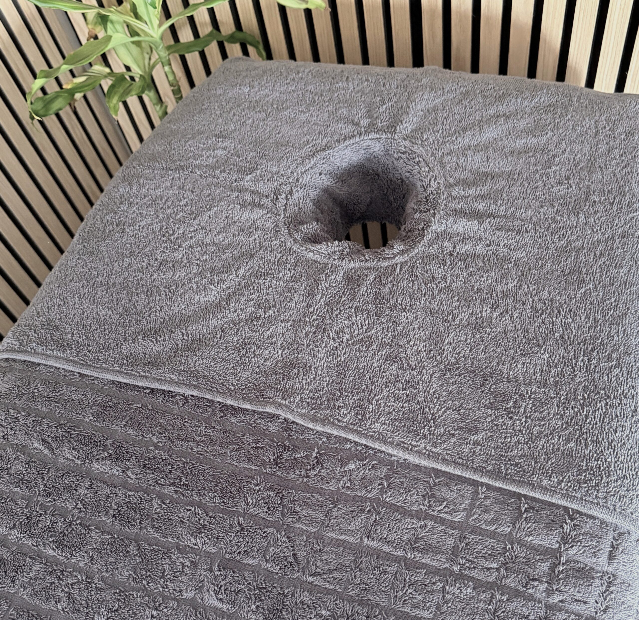 SpaKnit 450gsm Header Towel 50/90cm - polo neck - Charcoal