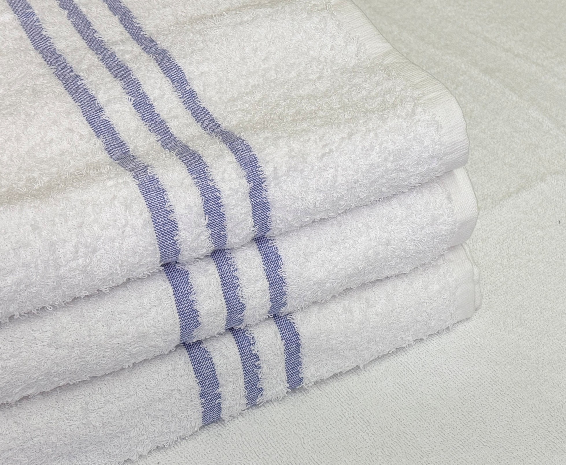 Leisure Bath Sheet 3 blue Stripe