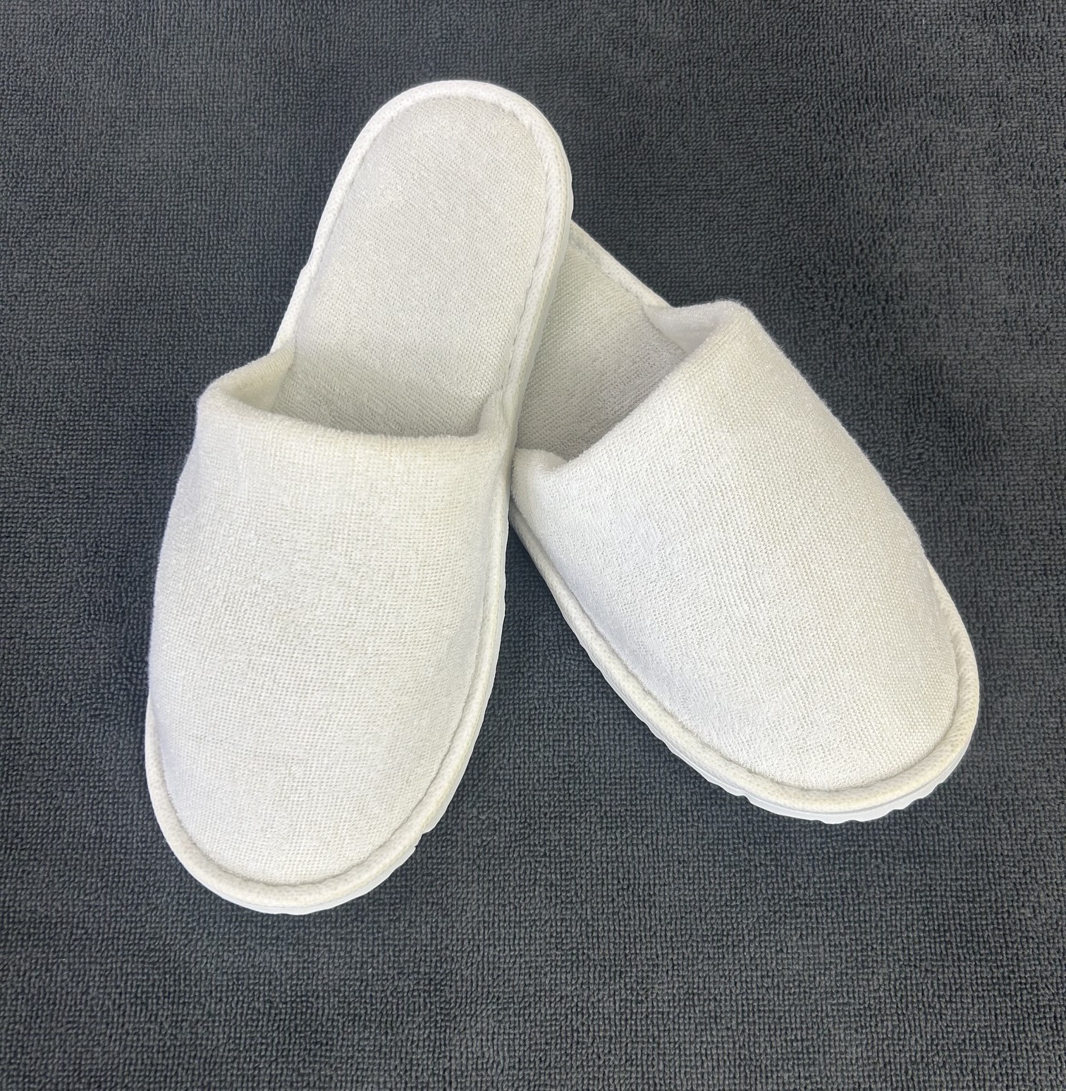 Premium Slipper Closed Toe 100 pack