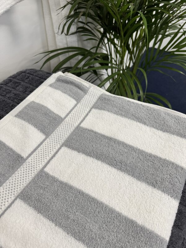 Splash towel (Chlorine resistant)
