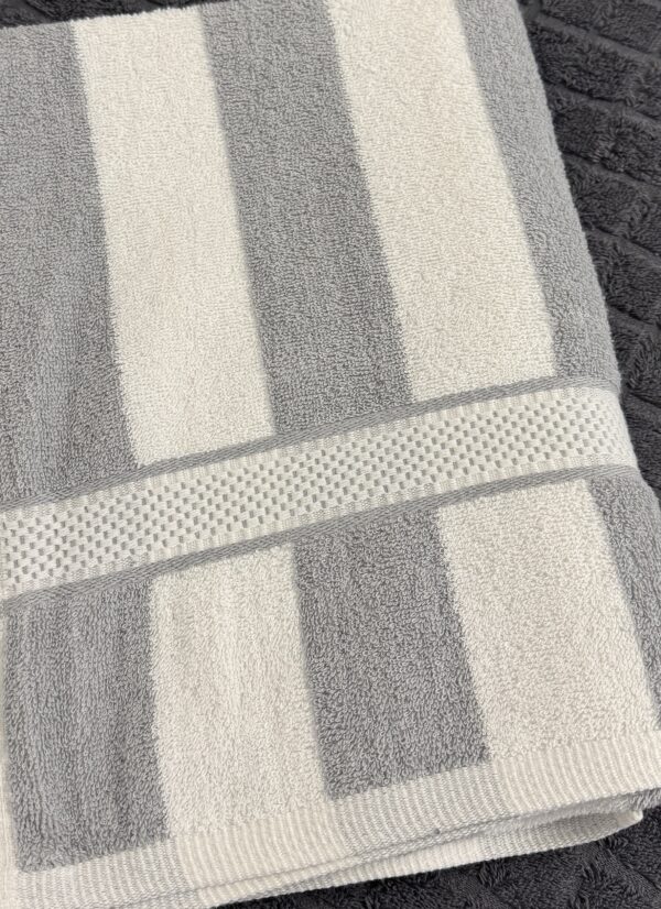 Splash towel (Chlorine resistant) - Image 2